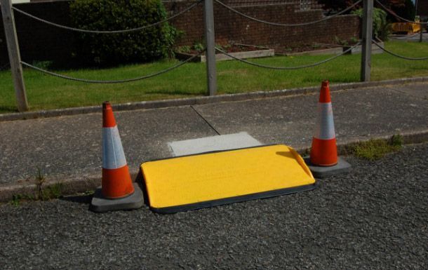 supagrip-wheelchair-kerb-ramp-yellow-traffic-safety-application-ss-p-5